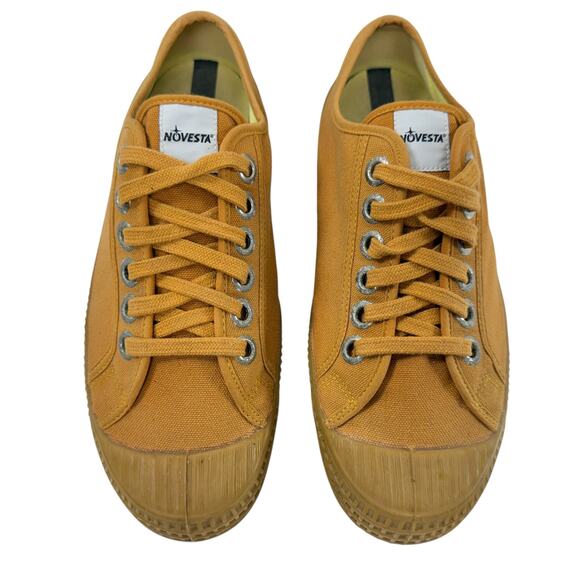 Shoes - Picture 1 of 8